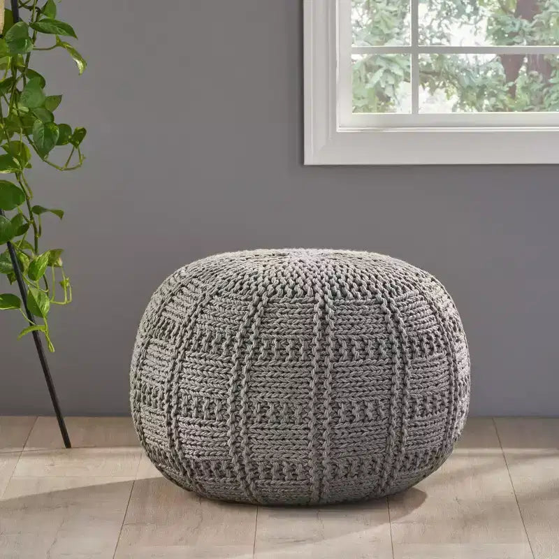 Pouf tressé
